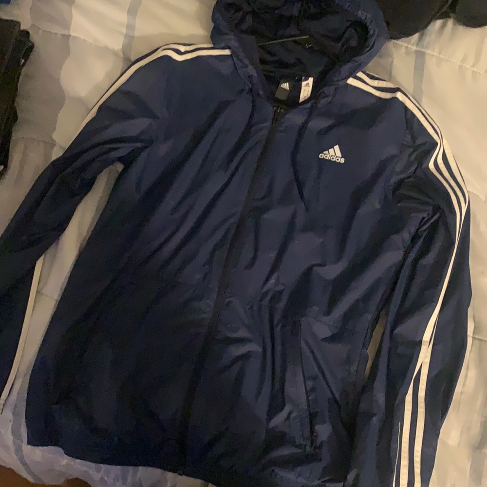 Adidas wind breaker size M